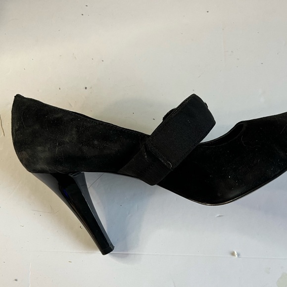 Tahari Women’s Black Suede Mary Jane Heels | Style: Eva | Size 8.5M - Picture 8 of 14